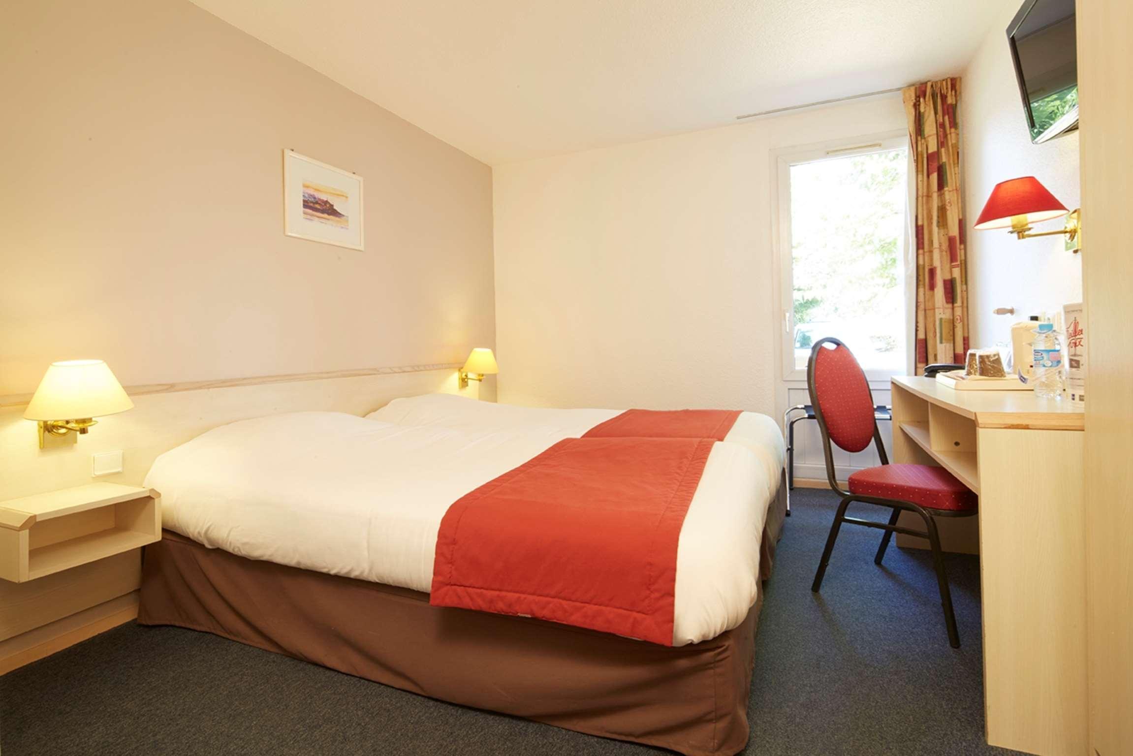 Hotel Nell 3*
